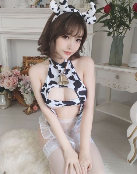 年轻的老师6免费观看_高清超清在线观看