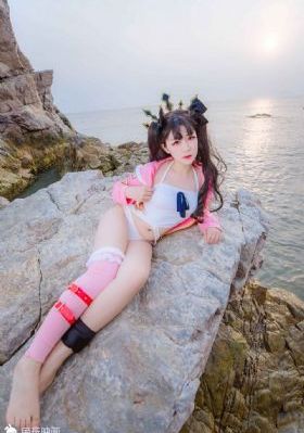 处女朱莉第一次电影_1080P视频大全