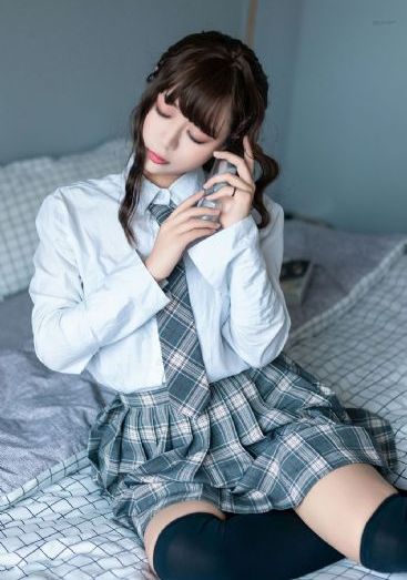 揉着我的奶从后面进去视频_DVD免费在线播放