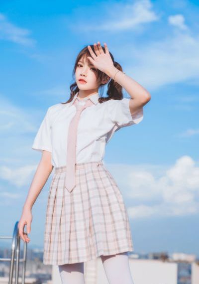 善良的女秘书的目的免费_高清日本电影免费